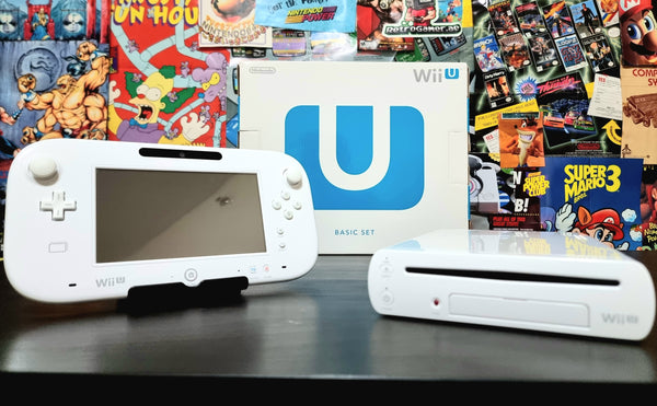 NINTENDO WII U (COMPLETE IN BOX)(White)