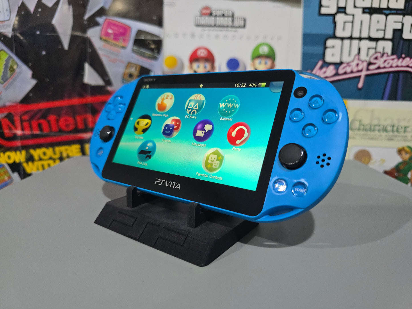 PS Vita 2000 (Aqua Blue)