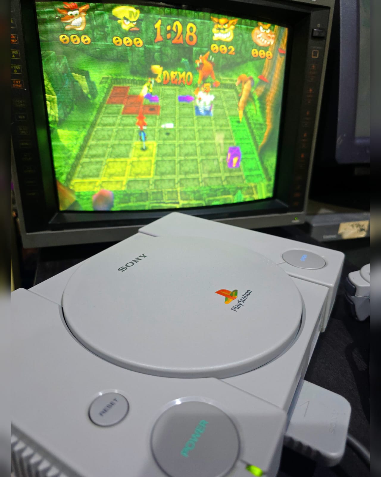 PLAYSTATION 1 WITH XSTATION MOD