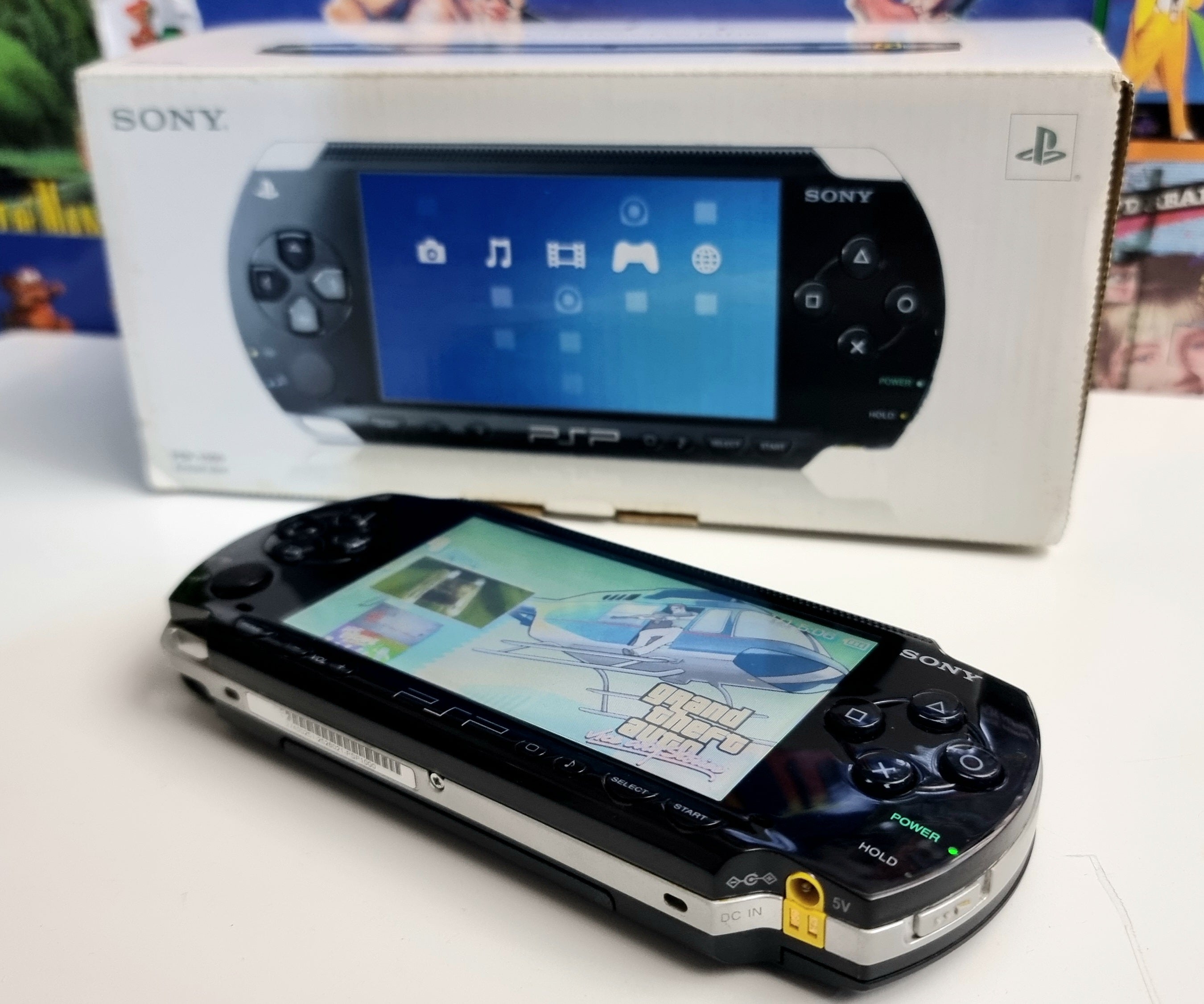 PSP Fat 1001 Zerado! Tudo Original Sony! Com 100 Jogos! - Videogames -  Cidade Industrial, Curitiba 1256229807