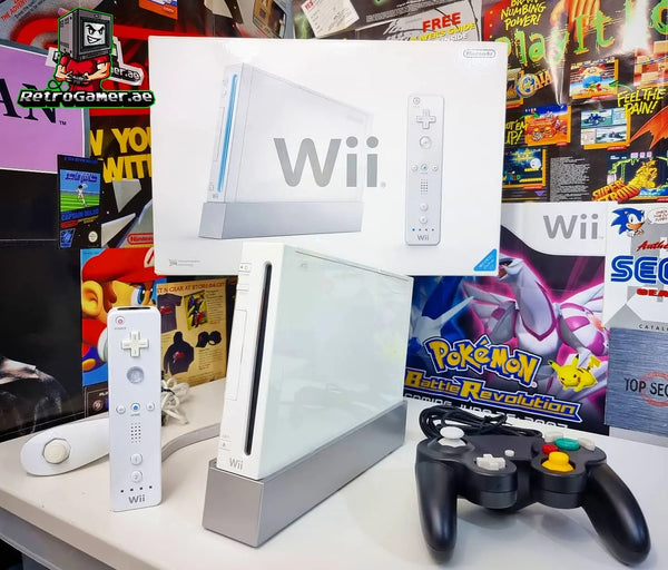 NINTENDO WII (COMPLETE IN BOX)