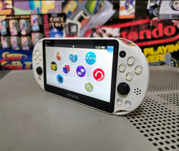 PS Vita 2000