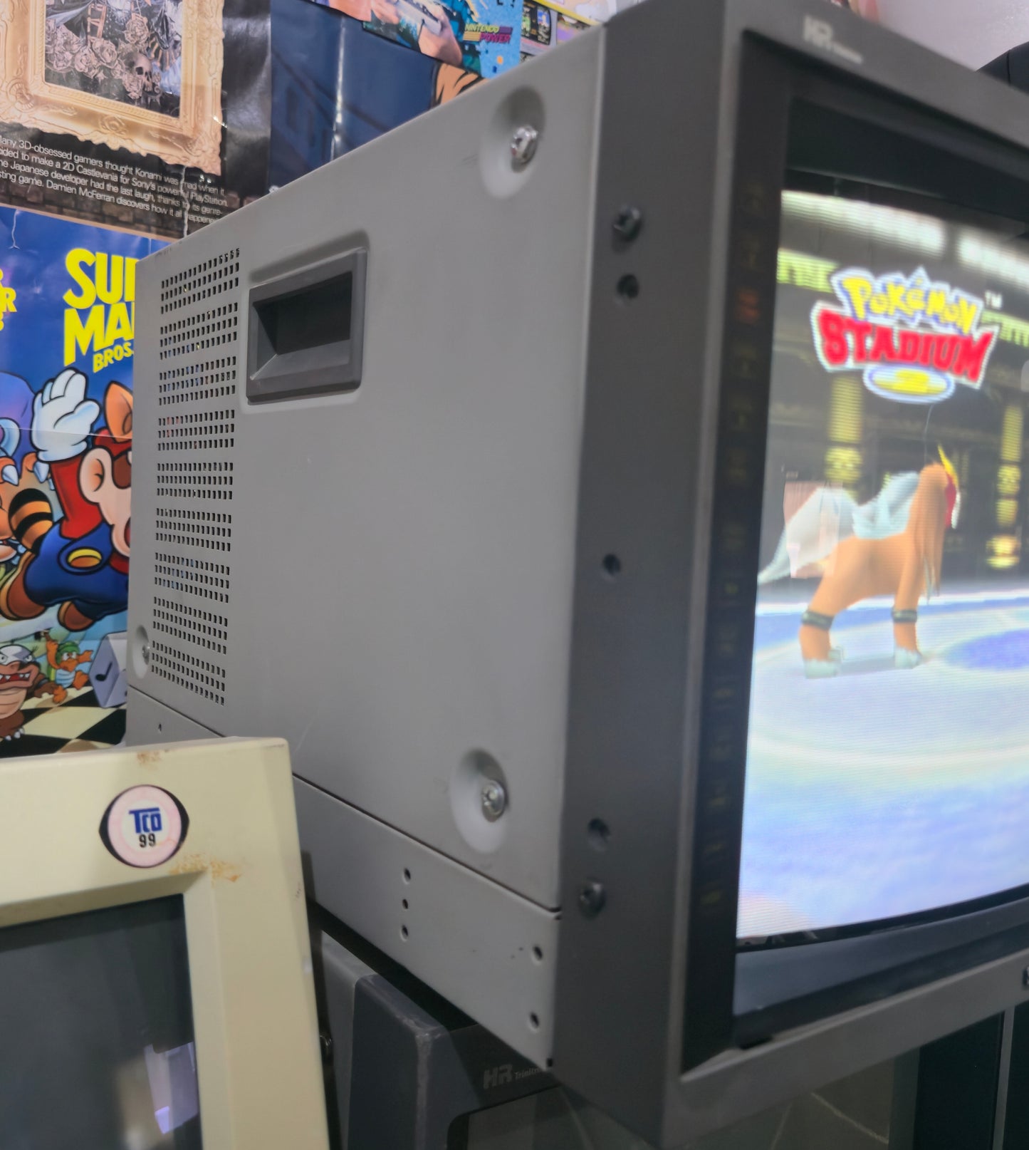 Sony PVM 14L4