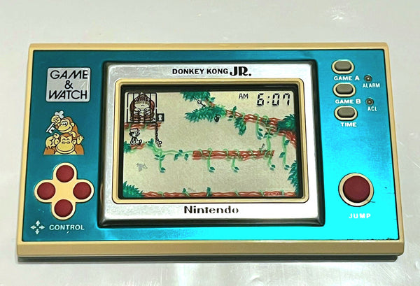 NINTENDO GAME & WATCH (Donkey Kong Jr)
